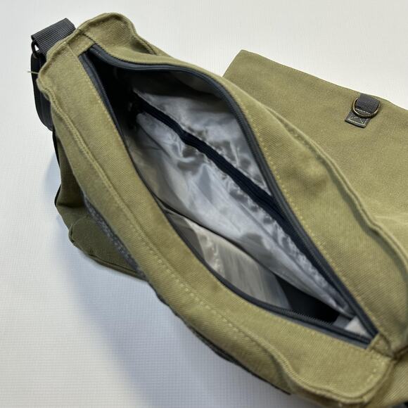 Britney Spears Canvas Messenger Bag Crossbody Music Band Patch Shoulder - Picture 6 of 12